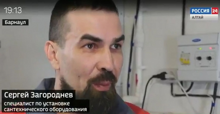 Сергей Загороднев дает интервью телевизионному каналу Россия